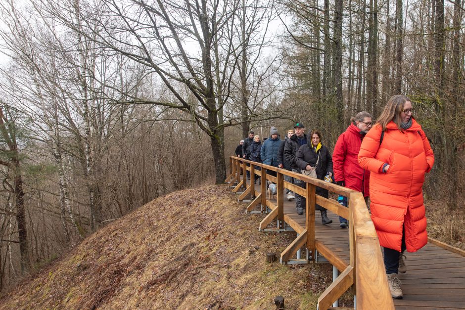 Atnaujintu Kadagių slėniu besidžiaugantys lankytojai: pasiilgome tikro pasivaikščiojimo