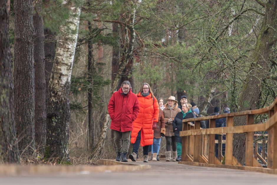 Atnaujintu Kadagių slėniu besidžiaugantys lankytojai: pasiilgome tikro pasivaikščiojimo