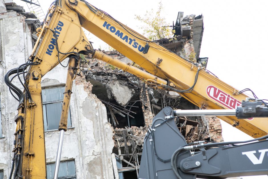 Griauna Profsąjungų rūmus: darbai kainuos beveik 2 mln. eurų