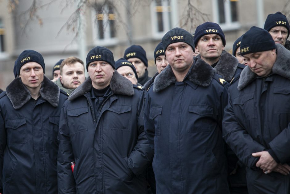 Ugniagesiai didesnių pinigų negavo: žada rengti protestus kas savaitę