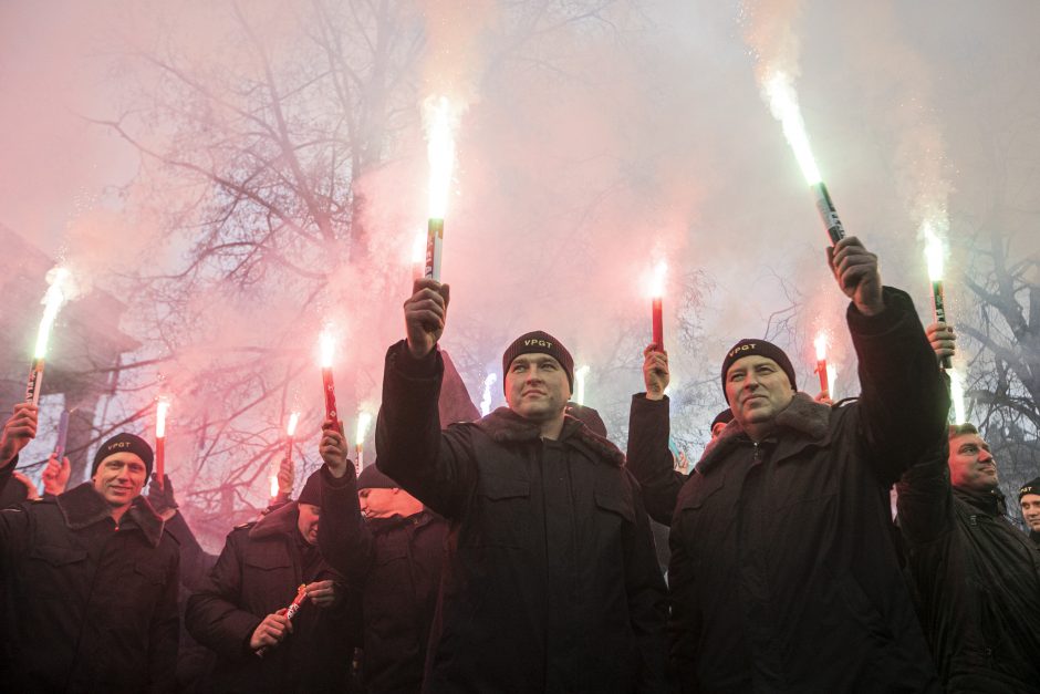 Ugniagesiai didesnių pinigų negavo: žada rengti protestus kas savaitę