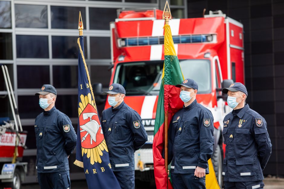 Ugniagesiai prašo įspėti apie neturinčius dūmų detektorių: atvyksime ir sumontuosime