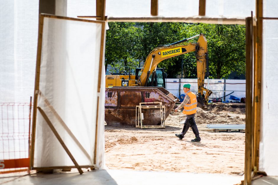 Vicemeras: Vilniaus Lazdynų baseino statybos brangs iki 35 mln. eurų