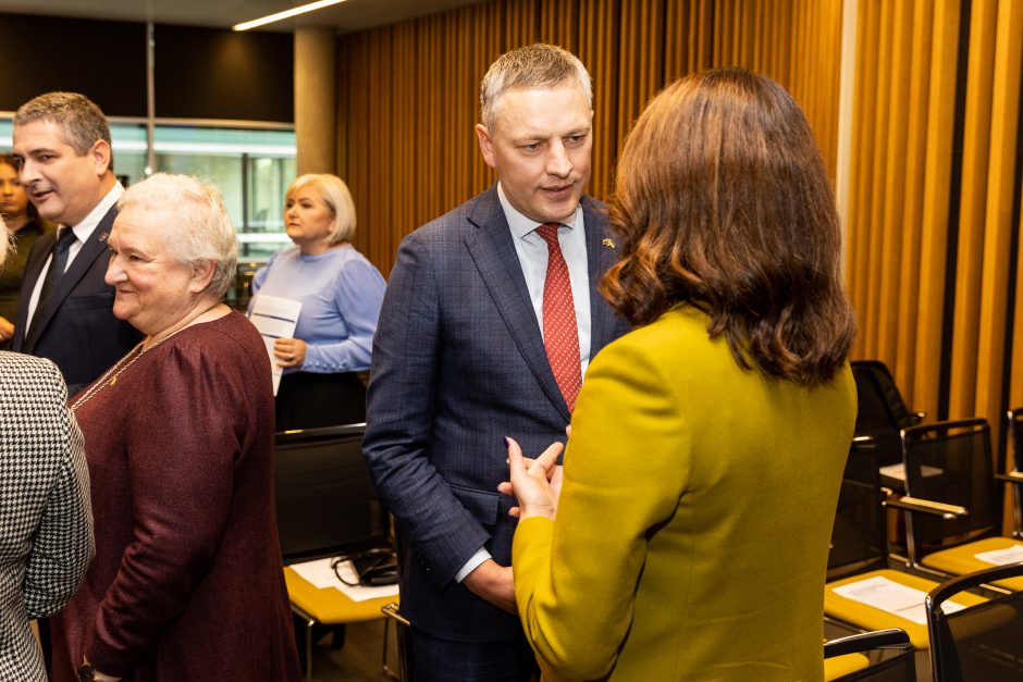 Demokratai patvirtino kandidatus į merus, didmiesčiuose keliami skyrių vadovai