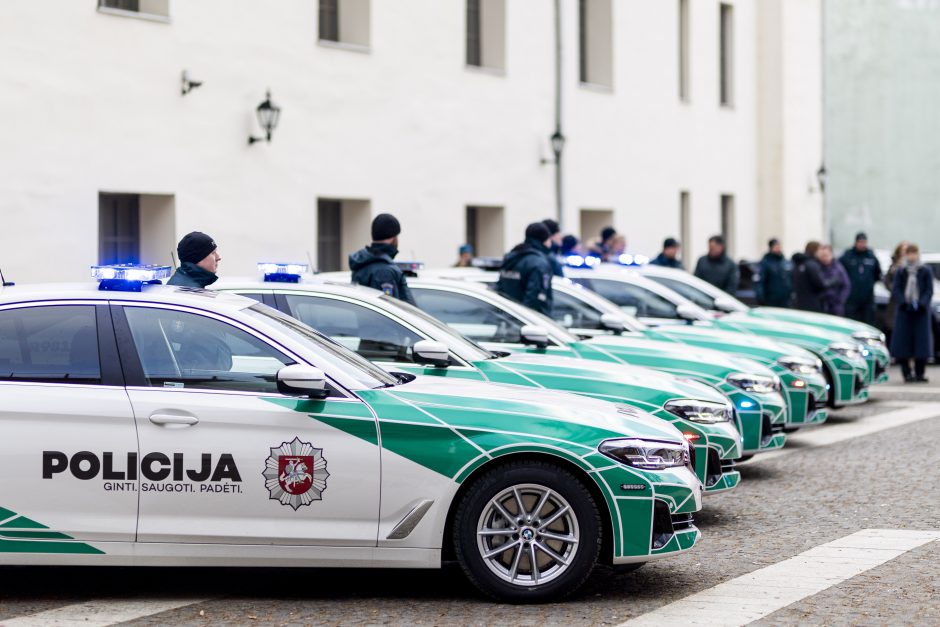 Policija ruošiasi NATO viršūnių susitikimui: pirko 12 naujų automobilių