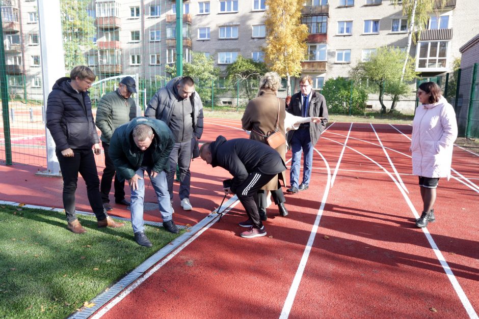 Sporto bazių valdymo centre – etatų rojus?