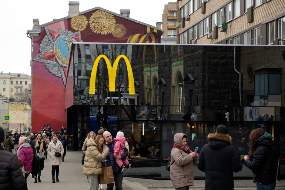 „McDonald's“ ir „Renault“ traukiasi iš Rusijos: šalis grįš į akmens amžių?