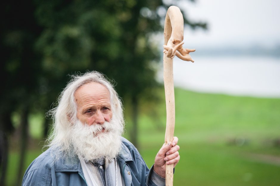 Santakoje įžiebta ugnis paskelbė folkloro festivalio pradžią