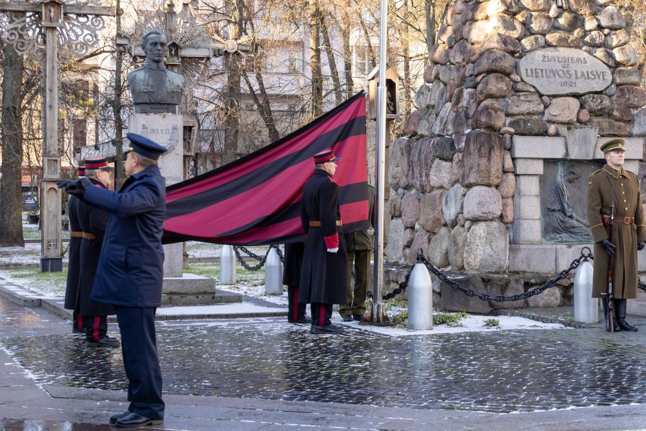 Kauniečiai sveikino Lietuvos kariuomenę: didžiuokimės tuo, ką turime