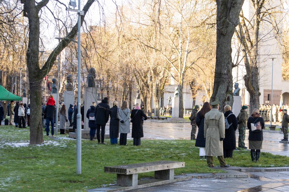 Kauniečiai sveikino Lietuvos kariuomenę: didžiuokimės tuo, ką turime