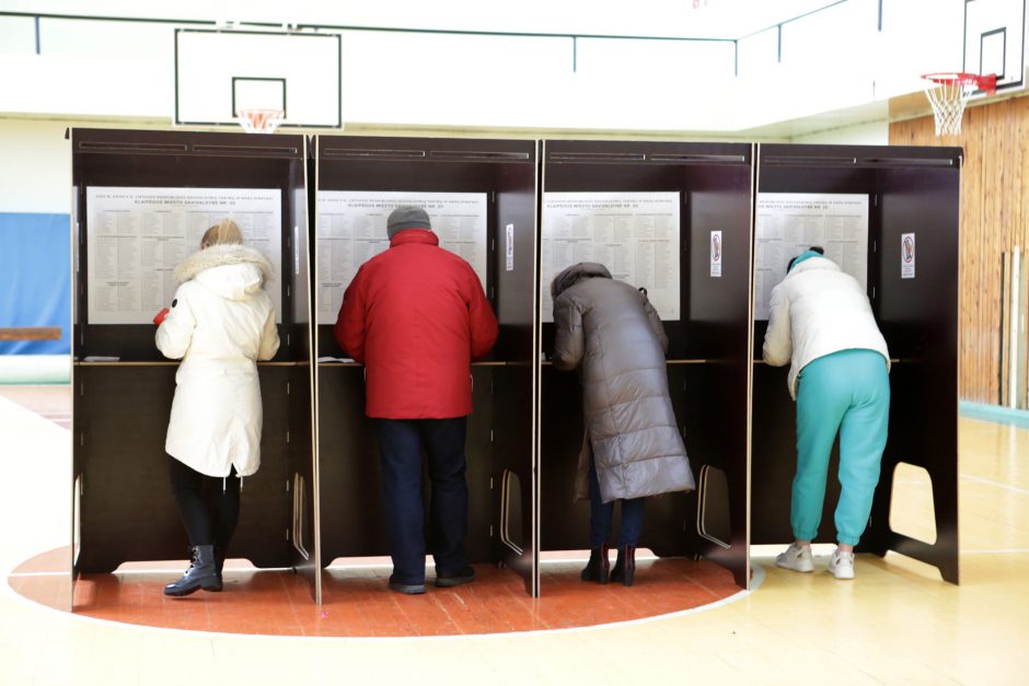 Po gaisro atkurtas Gėsalų rinkimų apylinkės darbas Skuodo rajone