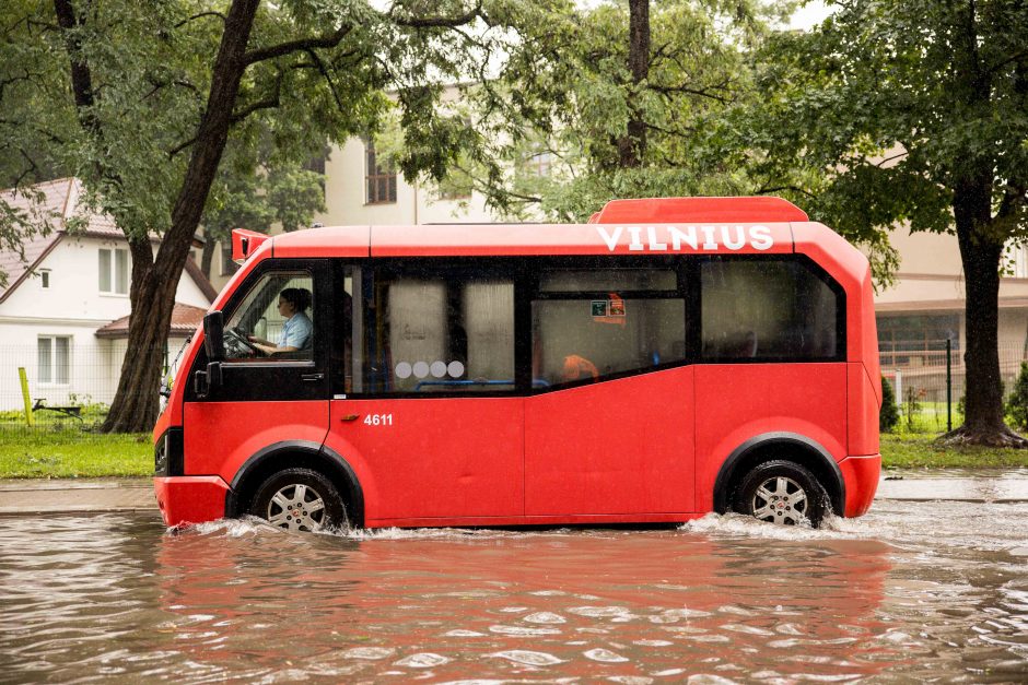 Gyventojai užgulė tarnybas: per valandą – 800 pagalbos skambučių