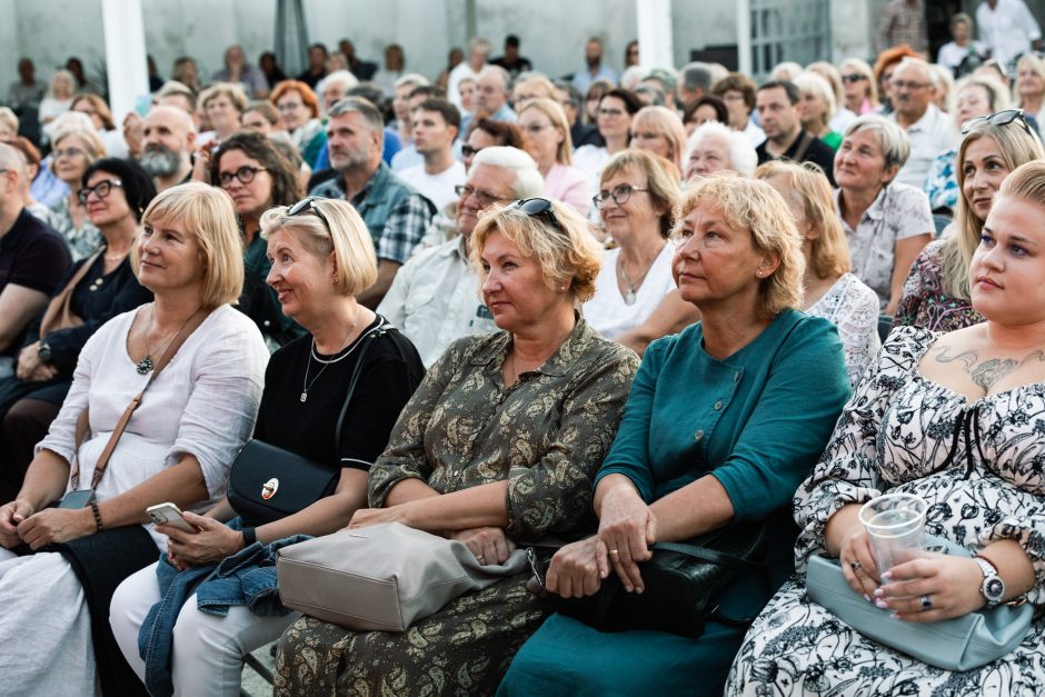 Pažaislio liepų alėjos vakarai | „GospelJonai“