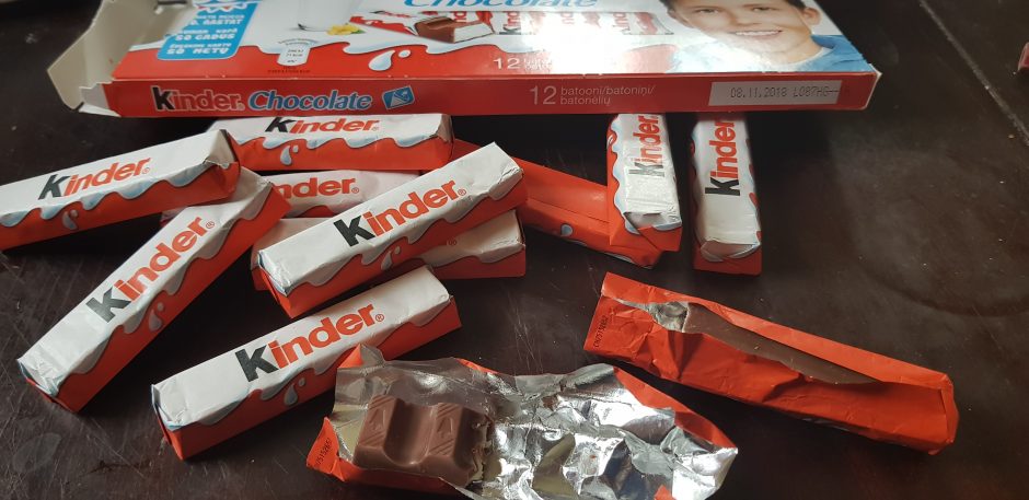 Nesaugūs skanėstai vaikams – muilo skonio „Kinder chocolate“ batonėliai