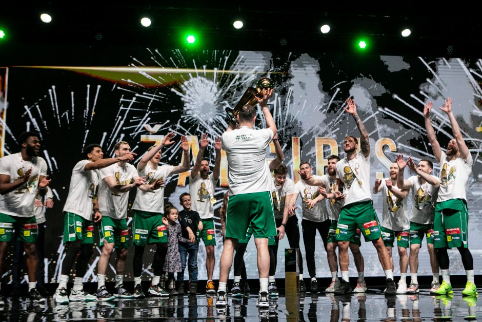 Trofėjus vėl keliauja į Kauną: „Lietkabelį“ daužęs „Žalgiris“ – KMT čempionas