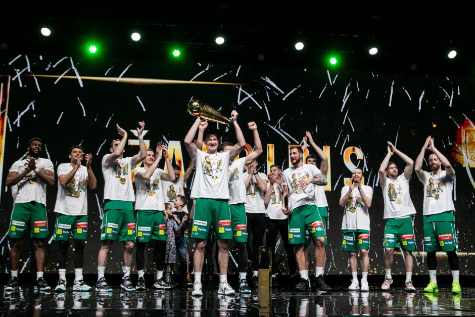 Trofėjus vėl keliauja į Kauną: „Lietkabelį“ daužęs „Žalgiris“ – KMT čempionas