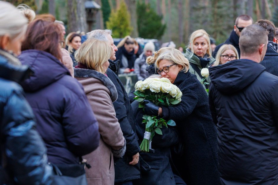 Karmėlavos kapinėse amžinojo poilsio atgulė A. Jagelavičiūtė