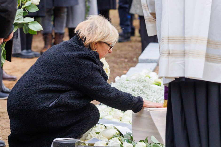 Karmėlavos kapinėse amžinojo poilsio atgulė A. Jagelavičiūtė