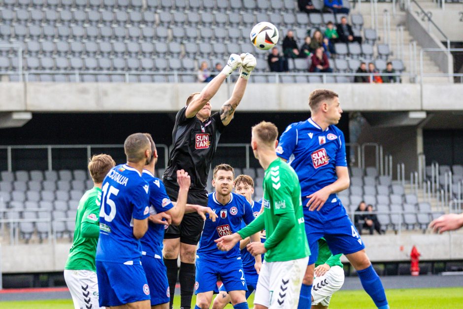 Akistatoje su čempionais - dar viena švedo nesėkmė