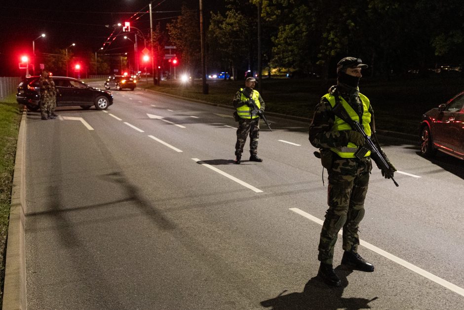 V. Rupšys džiaugiasi įveiktu komendanto valandos išbandymu: pirmas blynas nėra prisvilęs