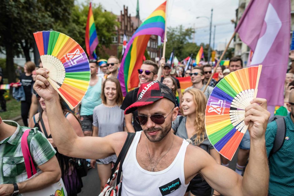 Lietuva ir dar 14 šalių išsakė susirūpinimą dėl LGBTI asmenų persekiojimo Čečėnijoje