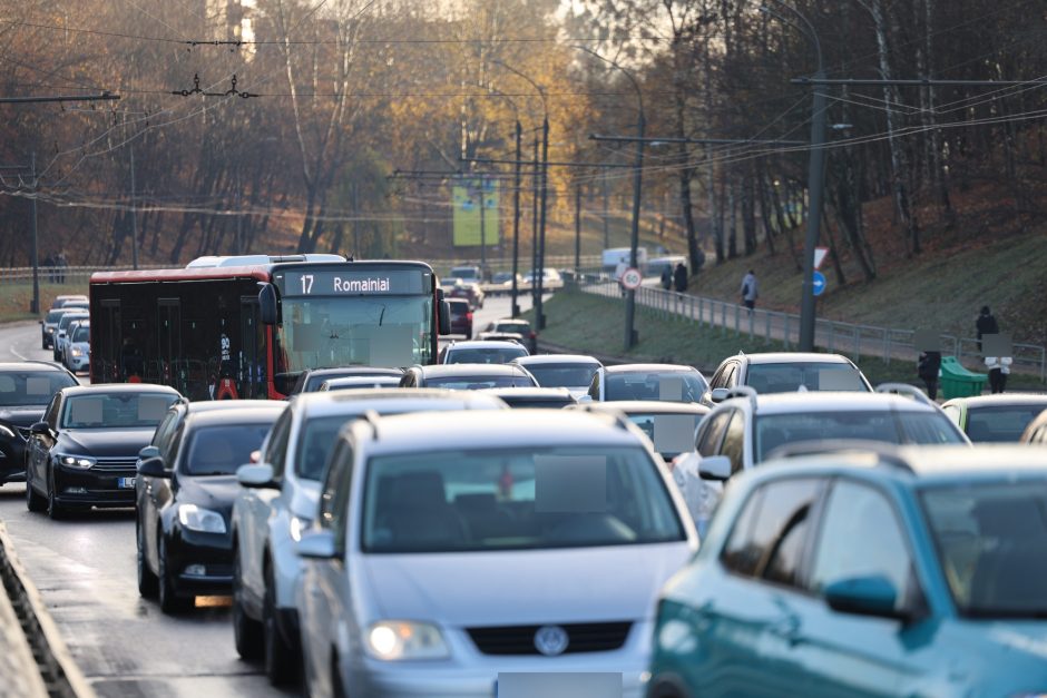 Kaune – automobilių avarijos ir spūstys