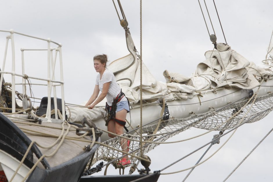 Regata pasiekė Klaipėdą: įspūdingi burlaiviai traukia akį 