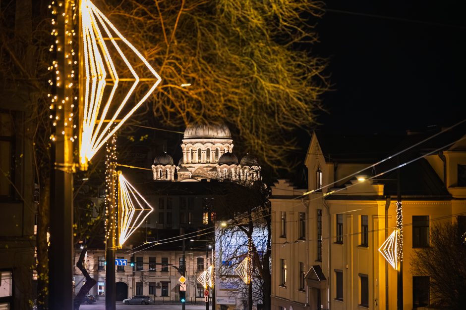 Kalėdiniai Kauno papuošimai jau džiugina praeivius