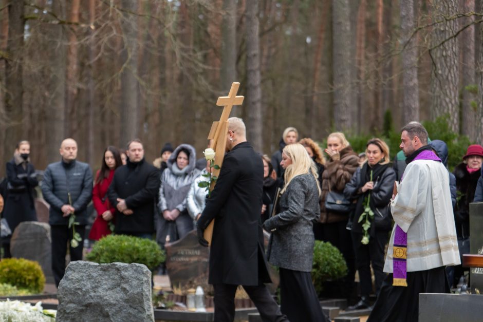 Karmėlavos kapinėse amžinojo poilsio atgulė A. Jagelavičiūtė