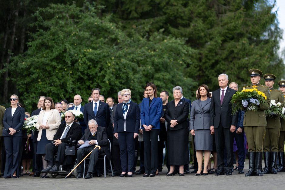 „Stovime teisingesnio pasaulio pusėje“: Medininkų minėjime pabrėžta Ukrainos kova