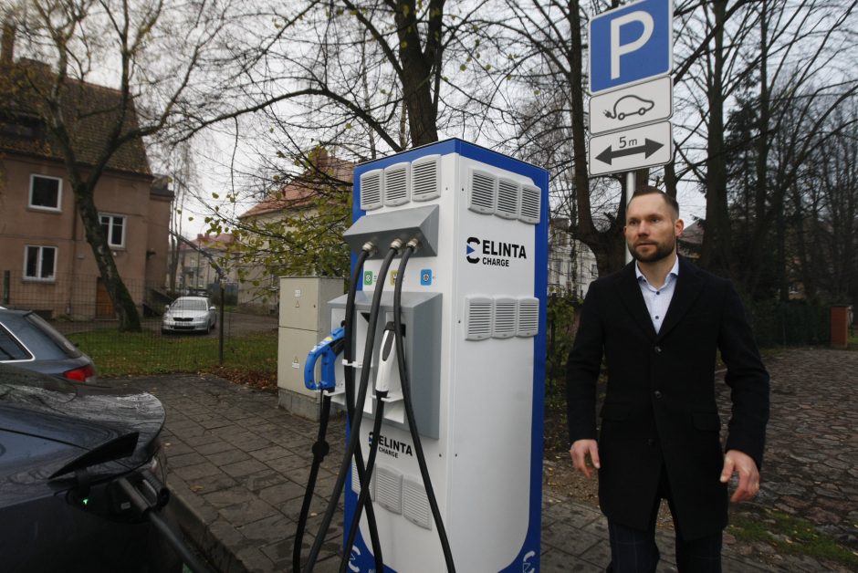 Klaipėdoje elektromobiliams – dar viena įkrovimo stotelė