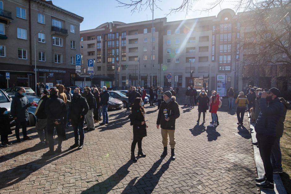 Protestuotojų reikalavimas Vyriausybei – atnaujinti praktinį vairavimo mokymą ir egzaminus