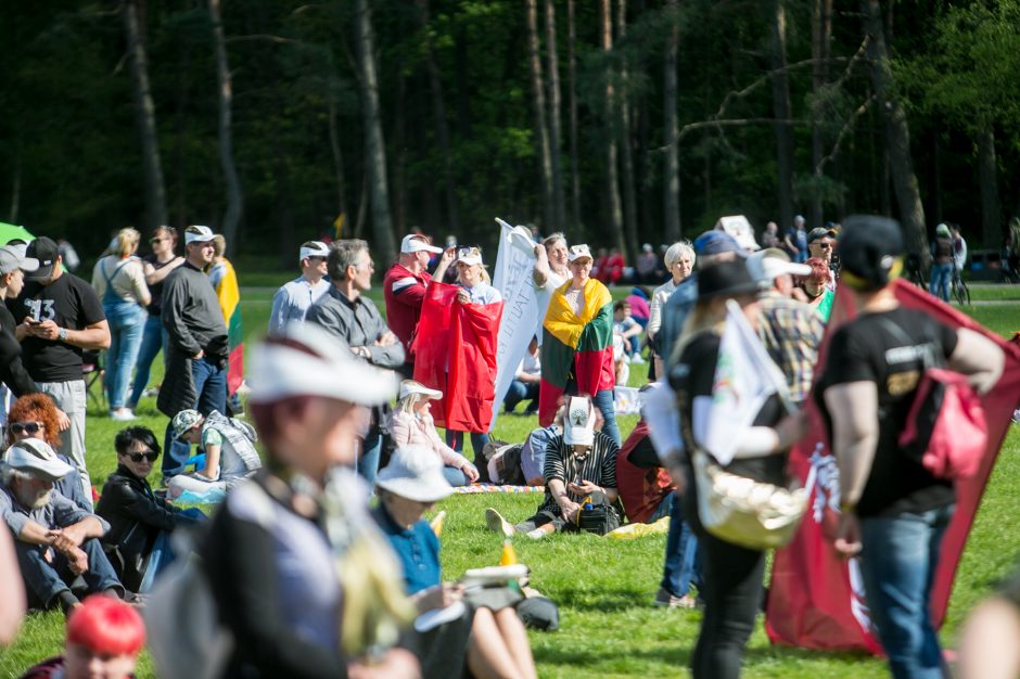 Policija apie „Didįjį šeimos gynimo maršą“: matėme, kad karantino reikalavimų žmonės nesilaikė