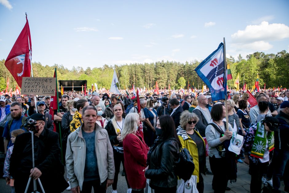 Policija apie „Didįjį šeimos gynimo maršą“: matėme, kad karantino reikalavimų žmonės nesilaikė