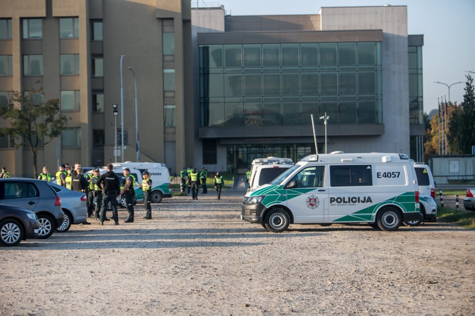 Policija pasirengė mitingui: centre – sustiprintos policijos pajėgos, įtartini asmenys bus tikrinami