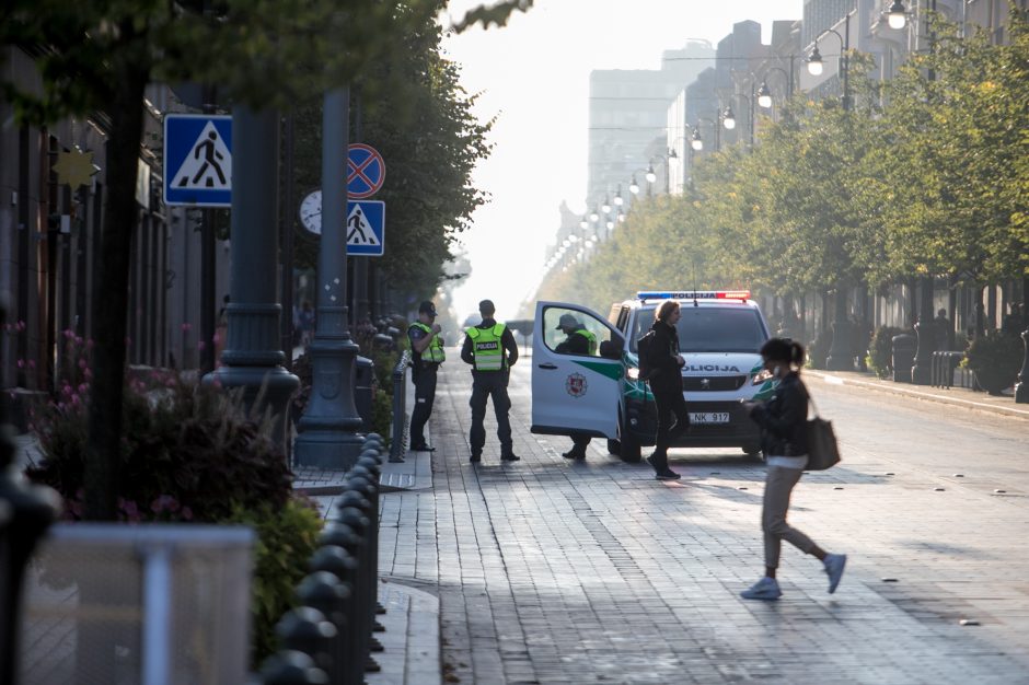 Policija pasirengė mitingui: centre – sustiprintos policijos pajėgos, įtartini asmenys bus tikrinami