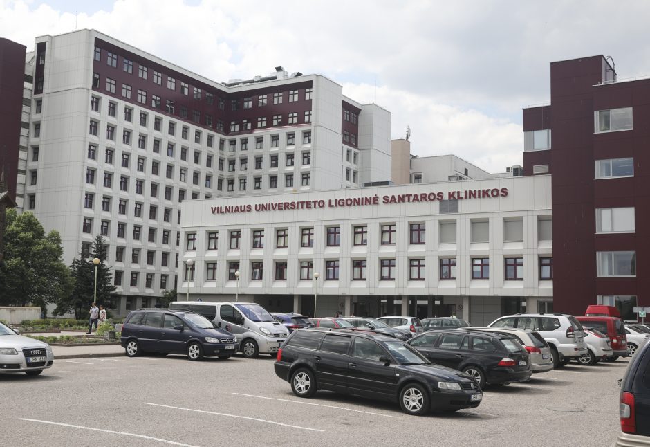 Santaros klinikos: darbo užmokesčio kėlimas atidedamas vėlesniam laikui