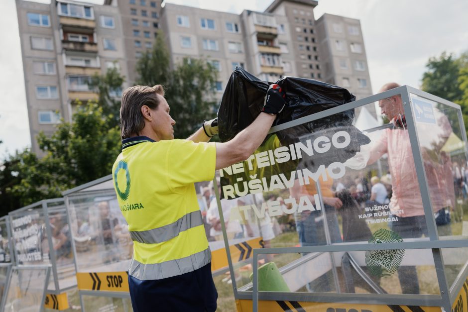 „Kauno švara“ ir „Žaliasis taškas“ tyrė kauniečių plastiko ir metalo pakuočių atliekų konteinerį