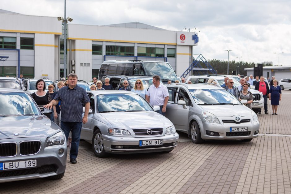 Naujai įkurtos „Laisvės ir teisingumo“ lyderiai tikisi keliolikos mandatų Seime