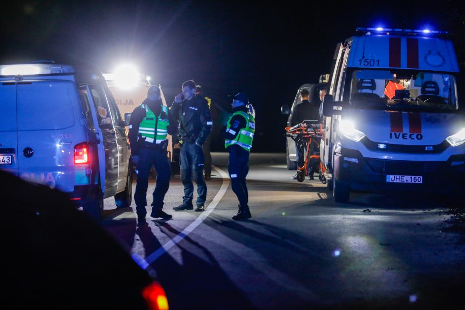 Siaubas Kaune: nušautas vyras, sužeista moteris, ieškotas įtariamas šaulys rastas negyvas