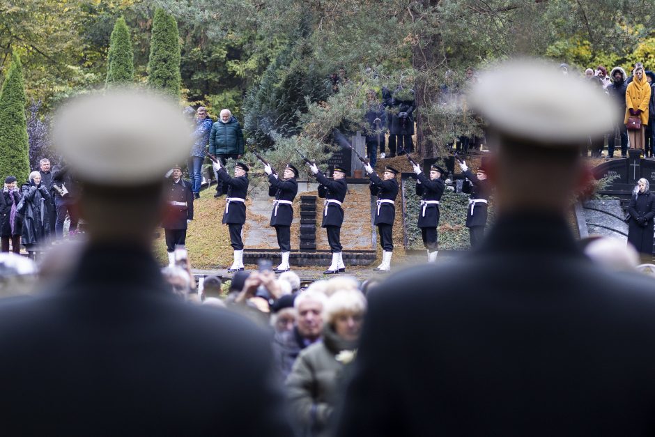 Antakalnio kapinėse palaidotas partizanas J. Vitkus-Kazimieraitis