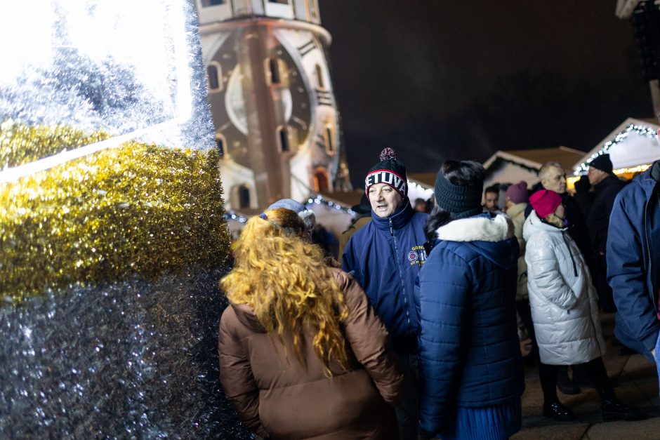 Vilnius į Naujuosius žengė su įspūdingu lazerių šou