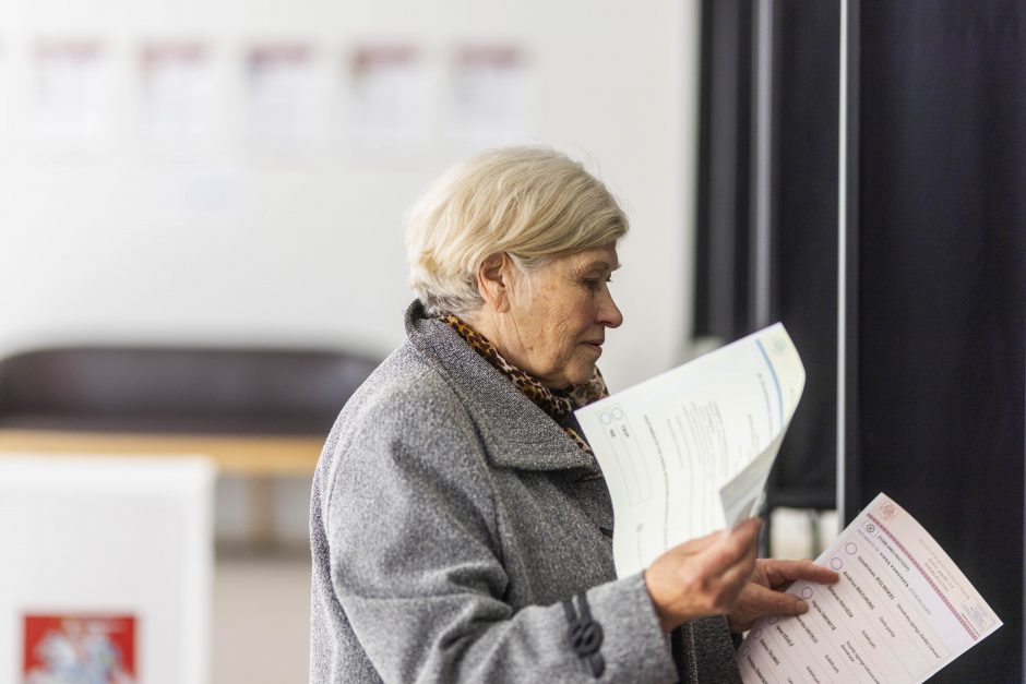 Prognozuoja, kad rinkėjų aktyvumas bus didesnis nei 2019 metais: ar verta tikėtis staigmenų?