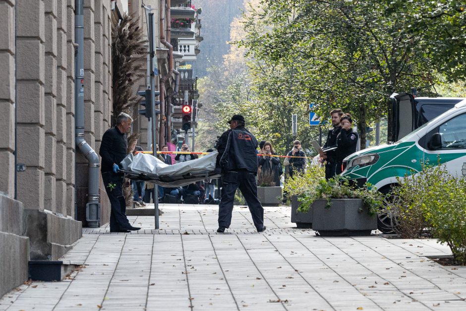 Advokatūros bendruomenė gedi susišaudyme žuvusio kolegos: pasiuntė žinią institucijoms