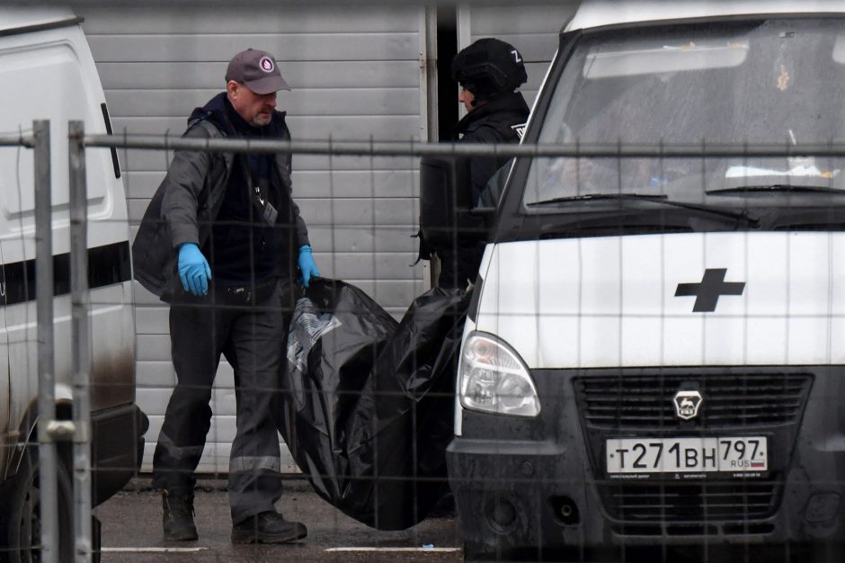 V. Putinas pareiškė, kad esą Ukraina buvo paruošusi „langą“ teroristams iš „Crocus City Hall“