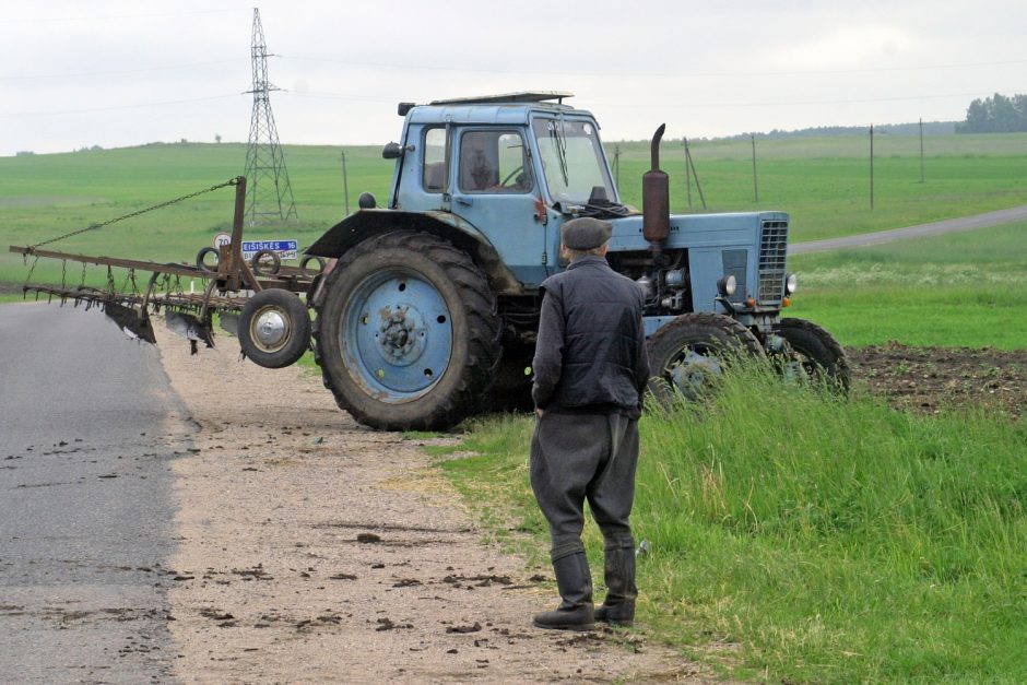 Laukuose, po traktoriumi, išvydo šiurpų vaizdą