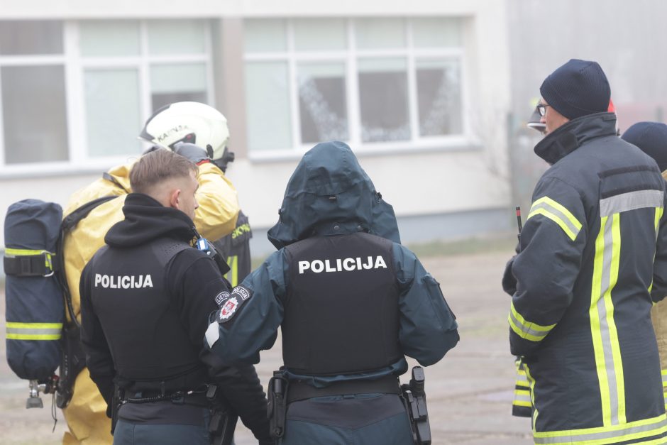 Vienoje iš Kauno mokyklų paskelbta evakuacija: sumaišties kaltininkas – gautas laiškas (papildyta)