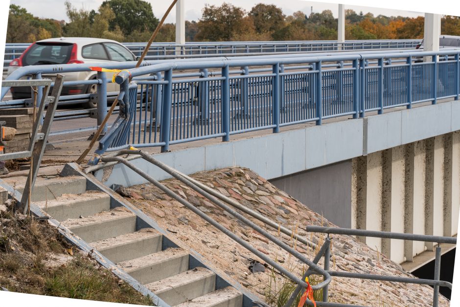 Sunkios Panemunės tiltą apgriovusios užsienietės pagirios: startavo prie vienos Šančių parduotuvės