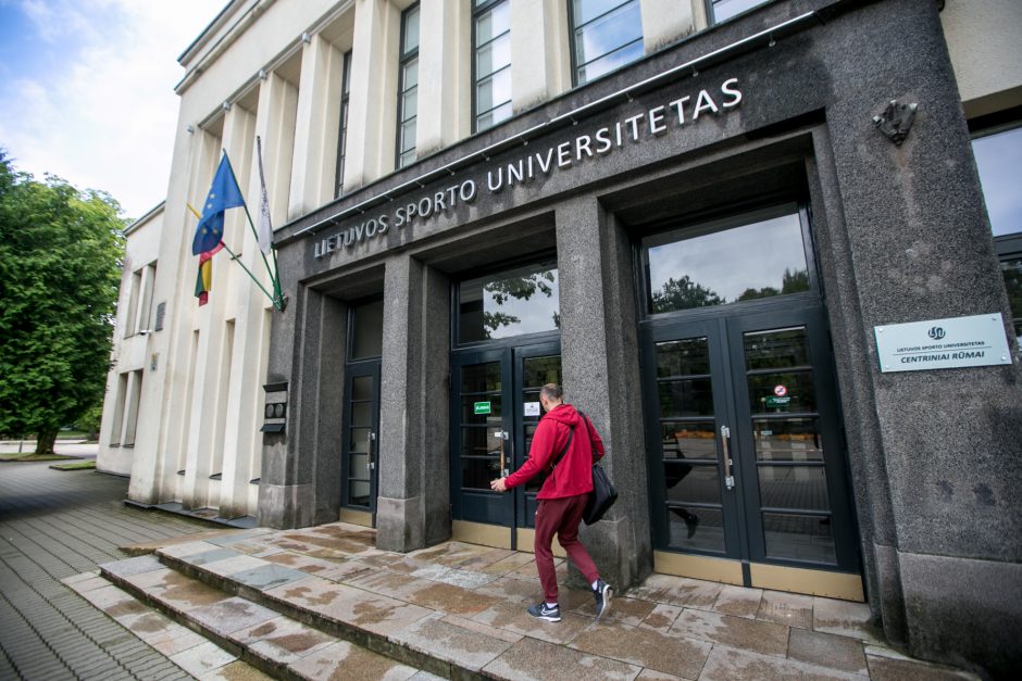 Ne visi studentai grįžta į universitetus: kaip studijos vyks rudenį, taip pat neaišku