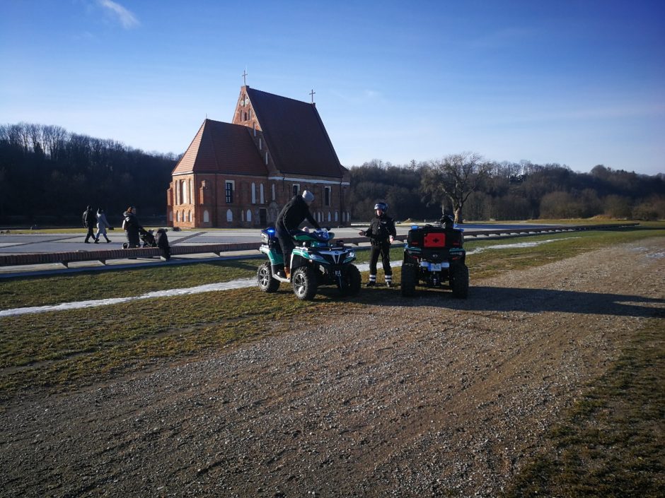 2,5 prom. įpūtęs vairuotojas prisipažino pareigūnams: prieš valandą gėriau alaus